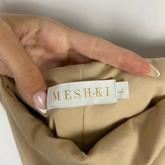 Meshki Square Neck Spaghetti Strap Beige Bodysuit Size Large - Picture 4 of 4